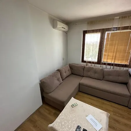 Velinovski Apartment Скопие Екстериор снимка