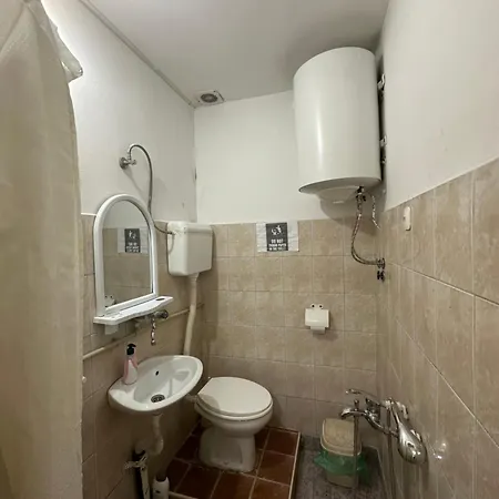 Velinovski Apartment Скопие Екстериор снимка